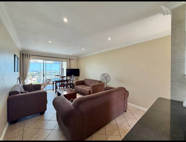 2 BEDROOM APARTMENT FOR SALE IN JEFFREYS BAY CENTRAL